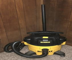 DeWALT DXV09P 9-Gallon 5-HP Wet/Dry Shop Vacuum with New Power Head