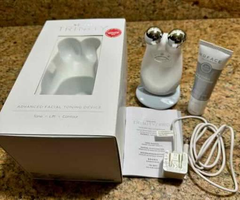 NuFace Trinity Facial Toning Device