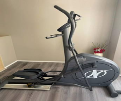 NordicTrack CX 1600 elliptical exercise